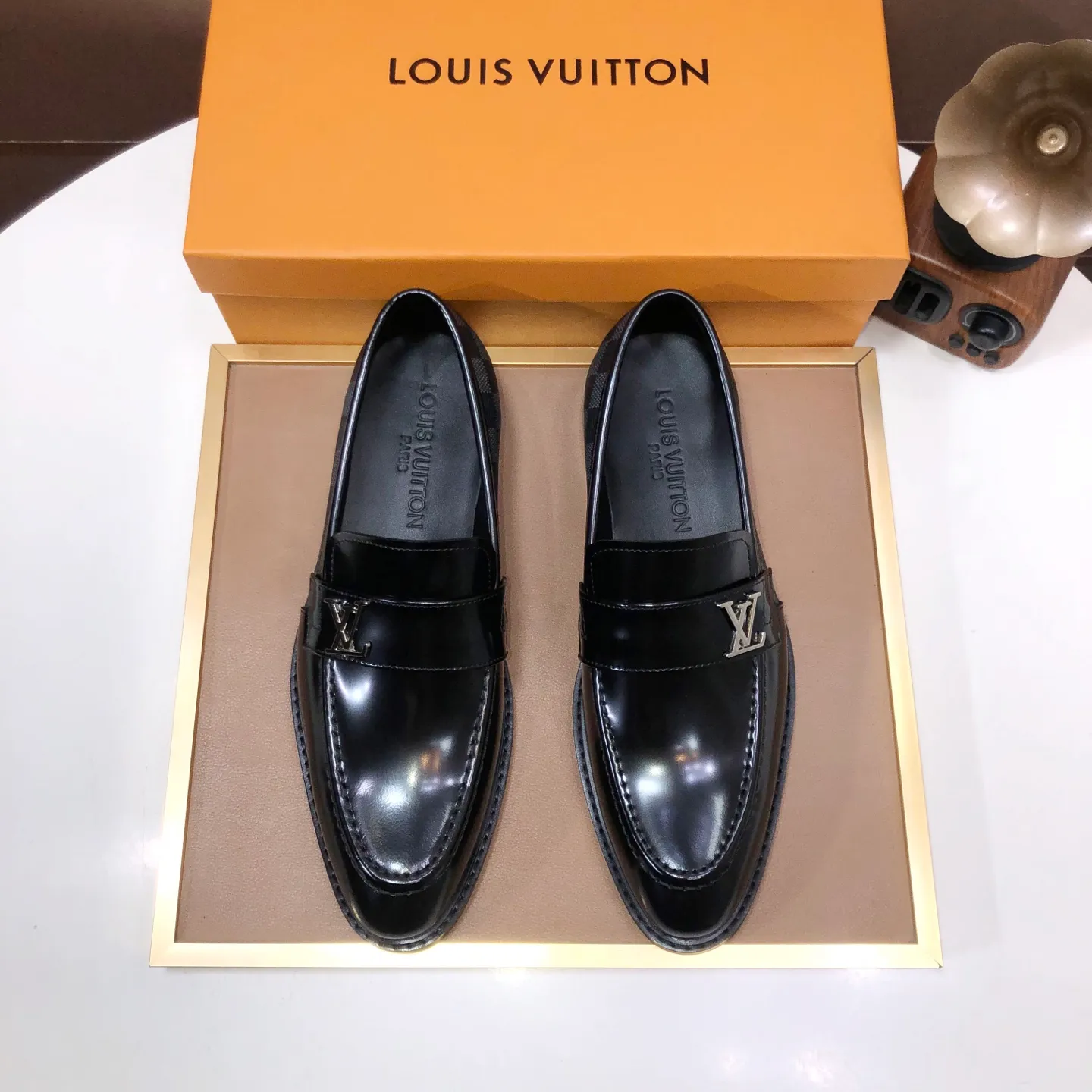 Men's shoes💰460💰【LOUIS VUITTON】(sheepskin lining) new cowhide LV formal shoes🎩🎩❗️🆘made one to one at the counter🎩original quality, imported cowhide upper➕full sheepskin lining➕original rubber outsole, {high quality visible}👣Size: 38-45 (45 custom-made)